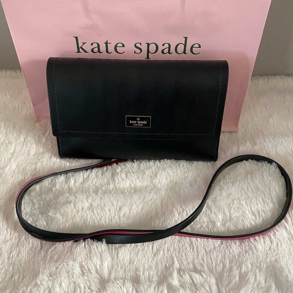 Black and Pink Kate Spade Crossbody Wallet